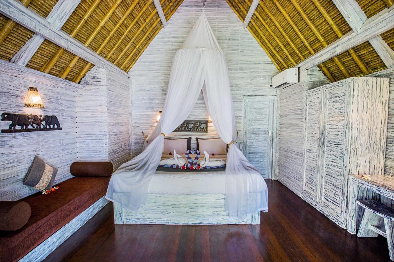 Bay Shore Huts Nusa Lembongan  Exterior photo